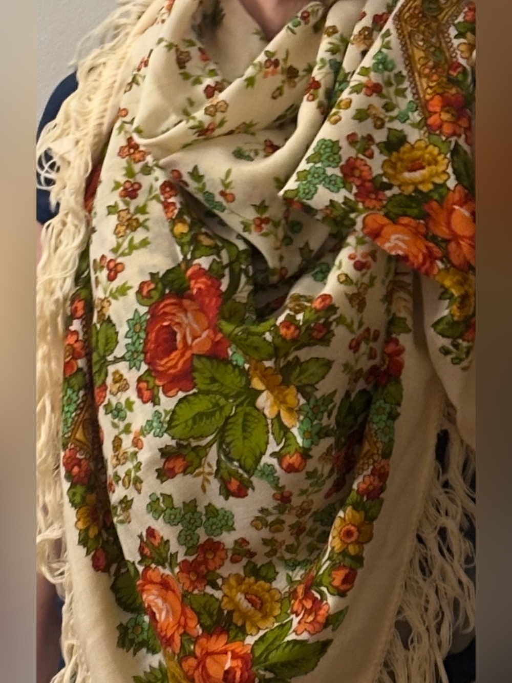 Authentic Russian Shawl 100% Wool 145x145sm Made in Russia